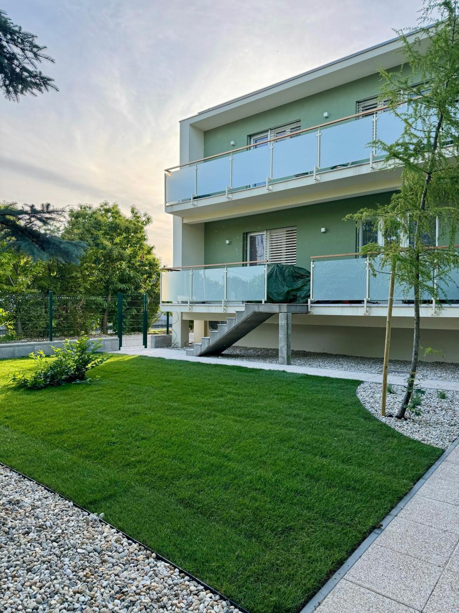 Apartment Zanzi Samorin Ngoại thất bức ảnh